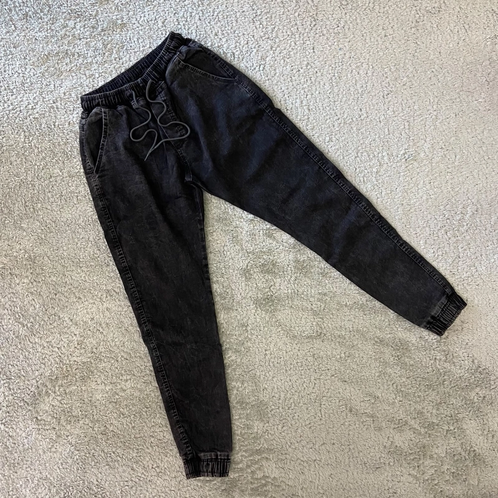 JOGGER ESTONADA