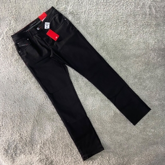 CALÇA GRIFE PRETA