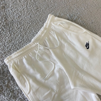 CALÇA MOLETOM NK