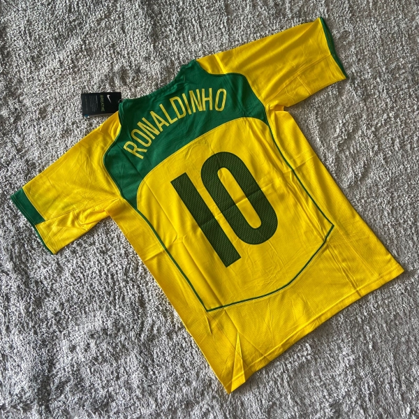 TAILANDESA RETRO BRA 1º 2004