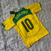 TAILANDESA RETRO BRA 1º 2004
