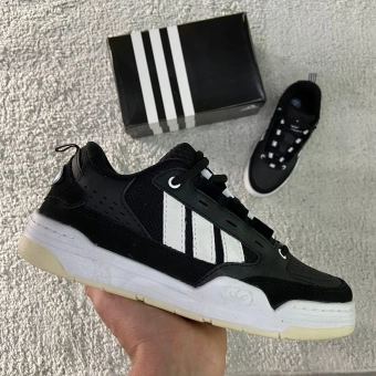 TENIS ADI