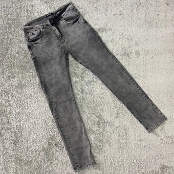 CALÇA GRIFE ESTONADA