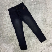 CALÇA PRETA ESTONADA