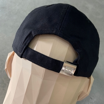 BONÉ TMY