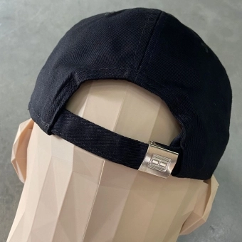 BONÉ TMY