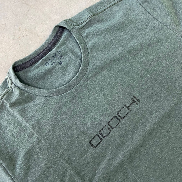 CAMISETA OGOCHI SLIM - VERDE