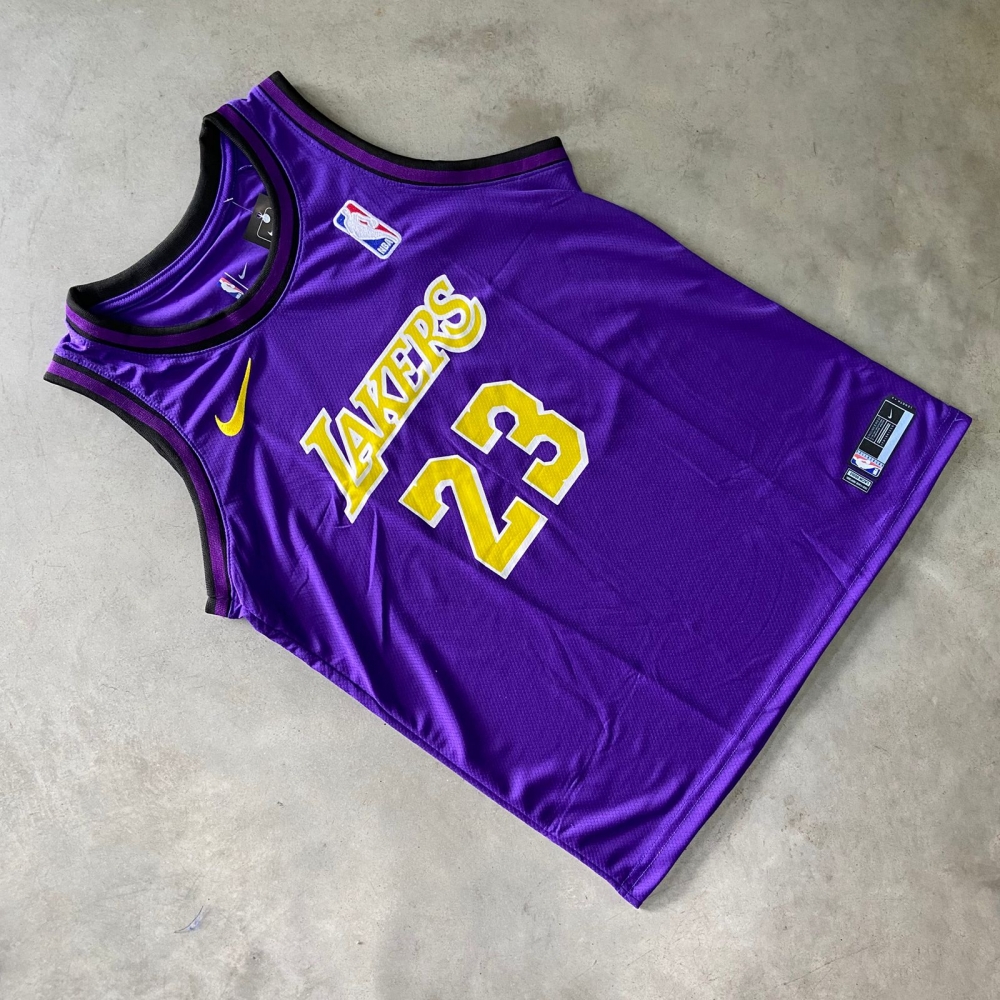 REGATA BASQUETE LAK