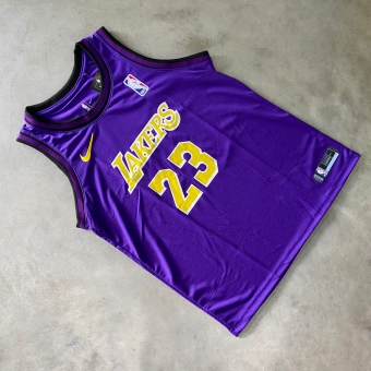 REGATA BASQUETE LAK
