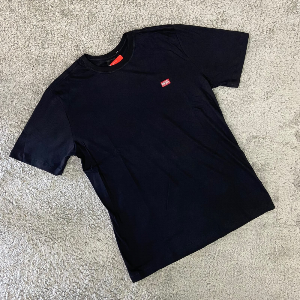 CAMISETA 30.1 DIE - PRETA