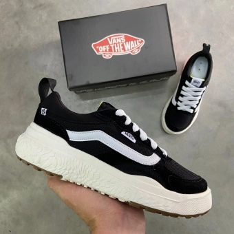 TENIS VS ULTRA