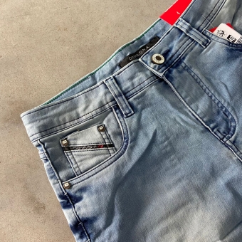 BERMUDA GRIFE JEANS 02