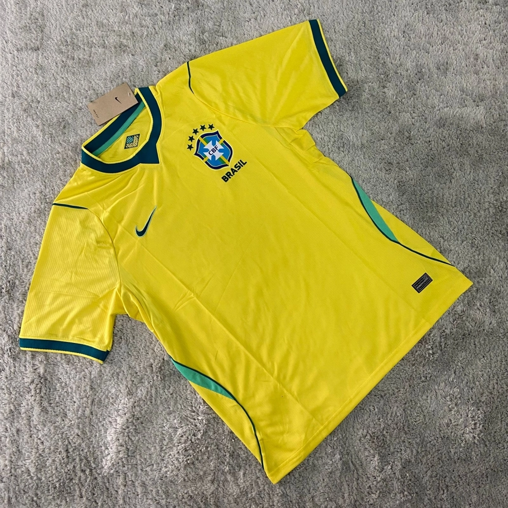 TAILANDESA PLUS BRA 1° 26/27