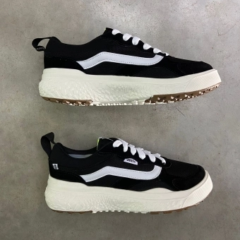 TENIS VS ULTRA