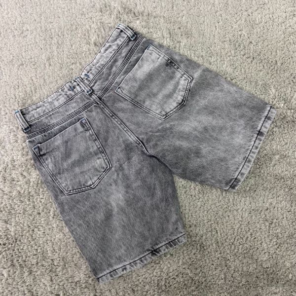 BERMUDA BROW JEANS 2
