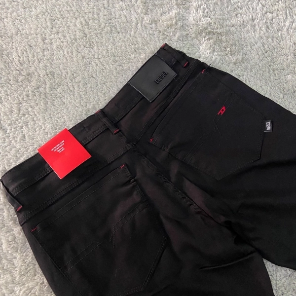CALÇA GRIFE PRETA