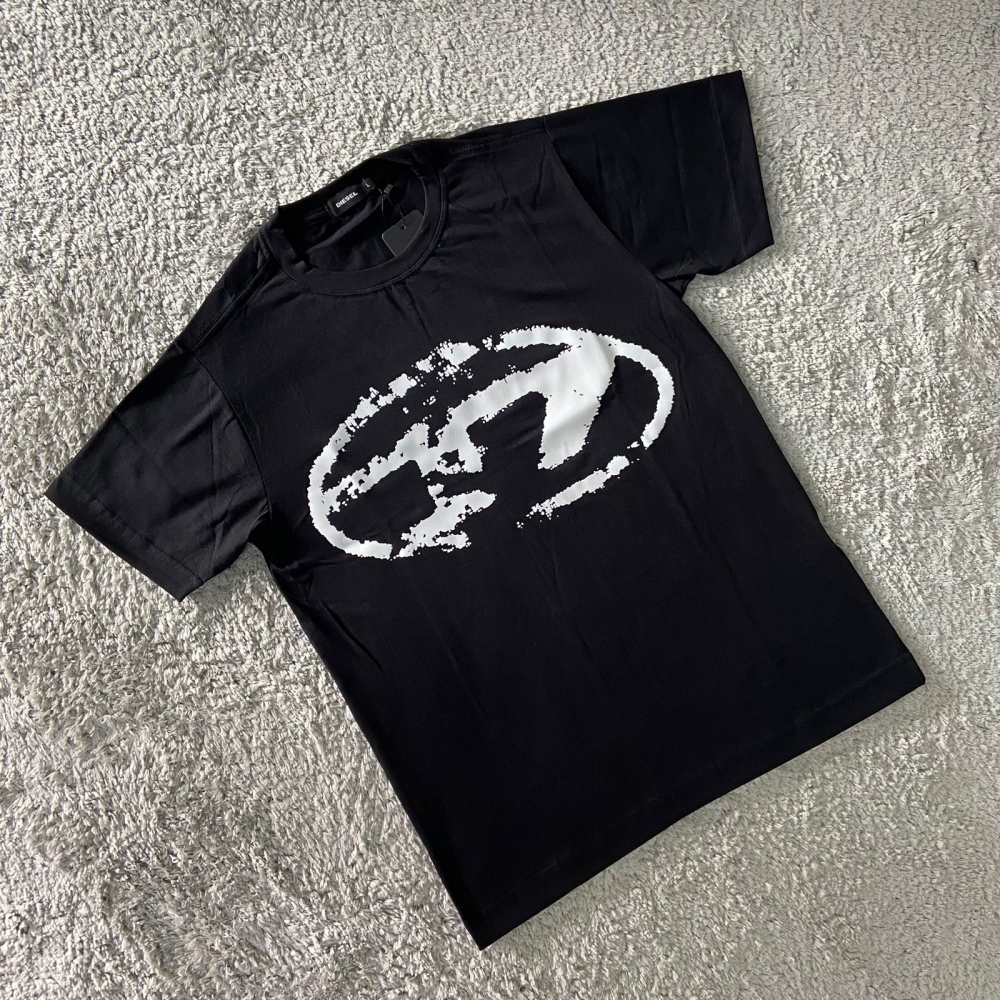 CAMISETA D - PRETA