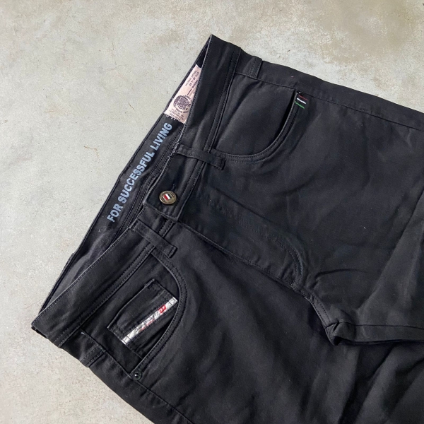 CALÇA GRIFE PRETA