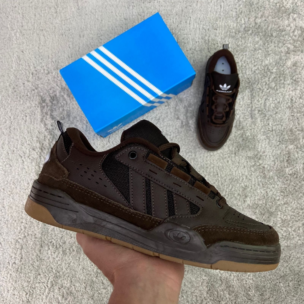 TENIS ADI - MARROM