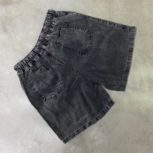 SHORT ESTONADO