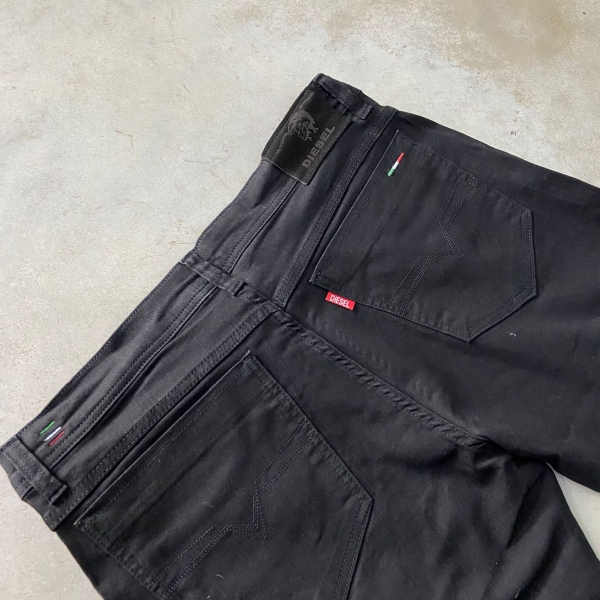 CALÇA GRIFE PRETA