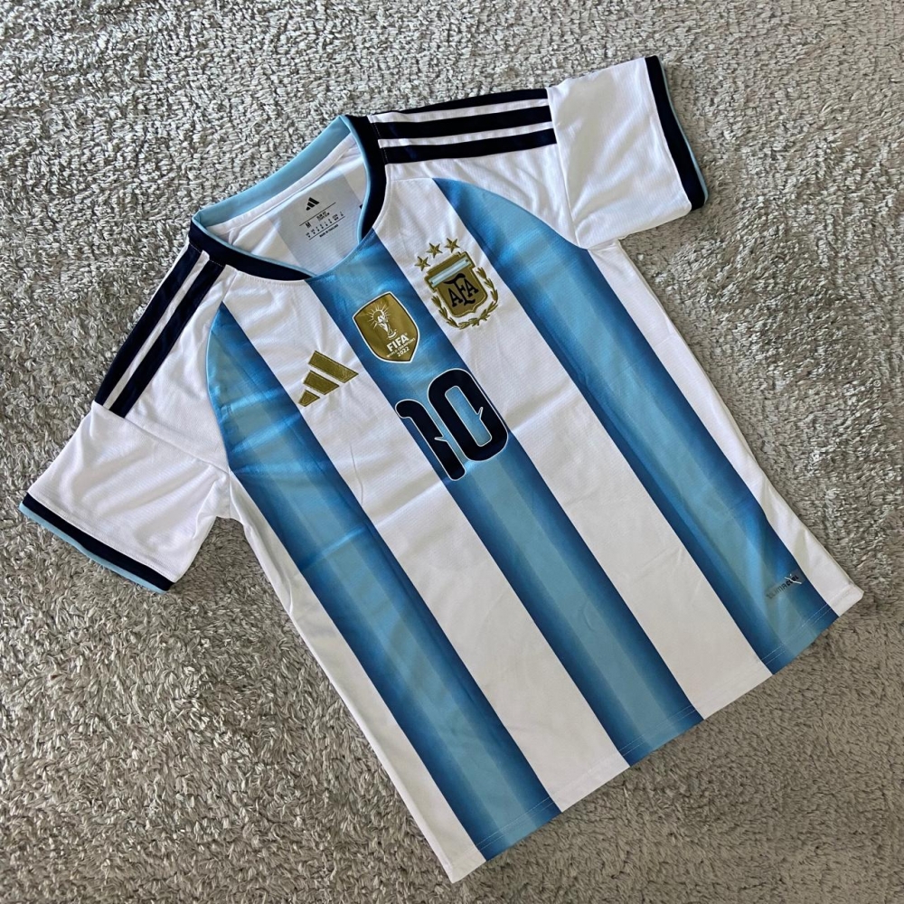 TAILANDESA ARG 1° 26/27